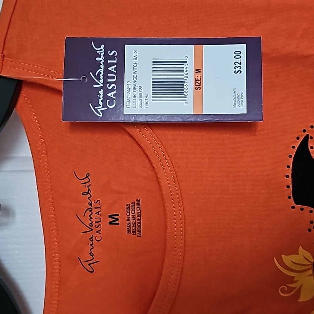 Gloria Vanderbilt Halloween Shirt - Picture 11 of 11